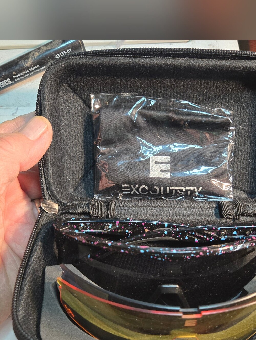 EXCOUTSTY Cycling Sunglasses with Interchangeable Lenses